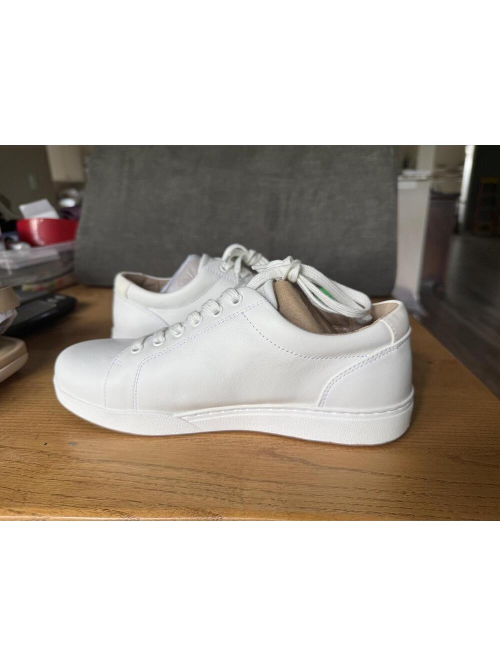 Abeo Encore Lace up White sneaker size 8 wide